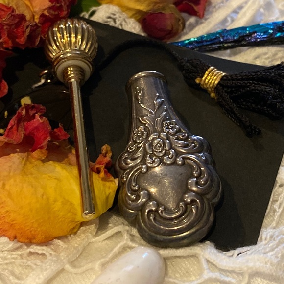 Vintage Sterling Towle Perfume Decanter - Picture 5 of 6